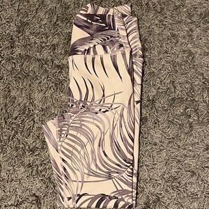 🐞 Spiritual Gangster Leggings 🐞 (2 for $50)